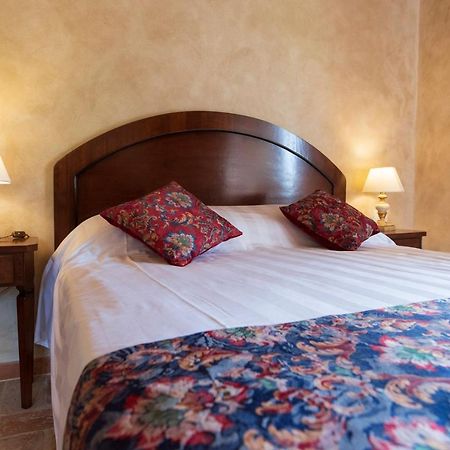 Locanda Di Montegiove فانو المظهر الخارجي الصورة