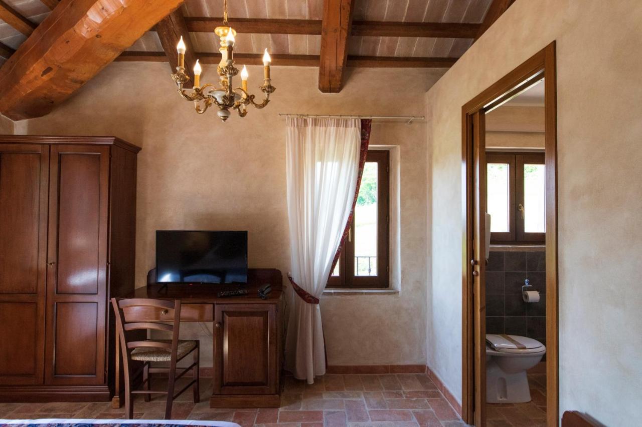 Locanda Di Montegiove فانو المظهر الخارجي الصورة