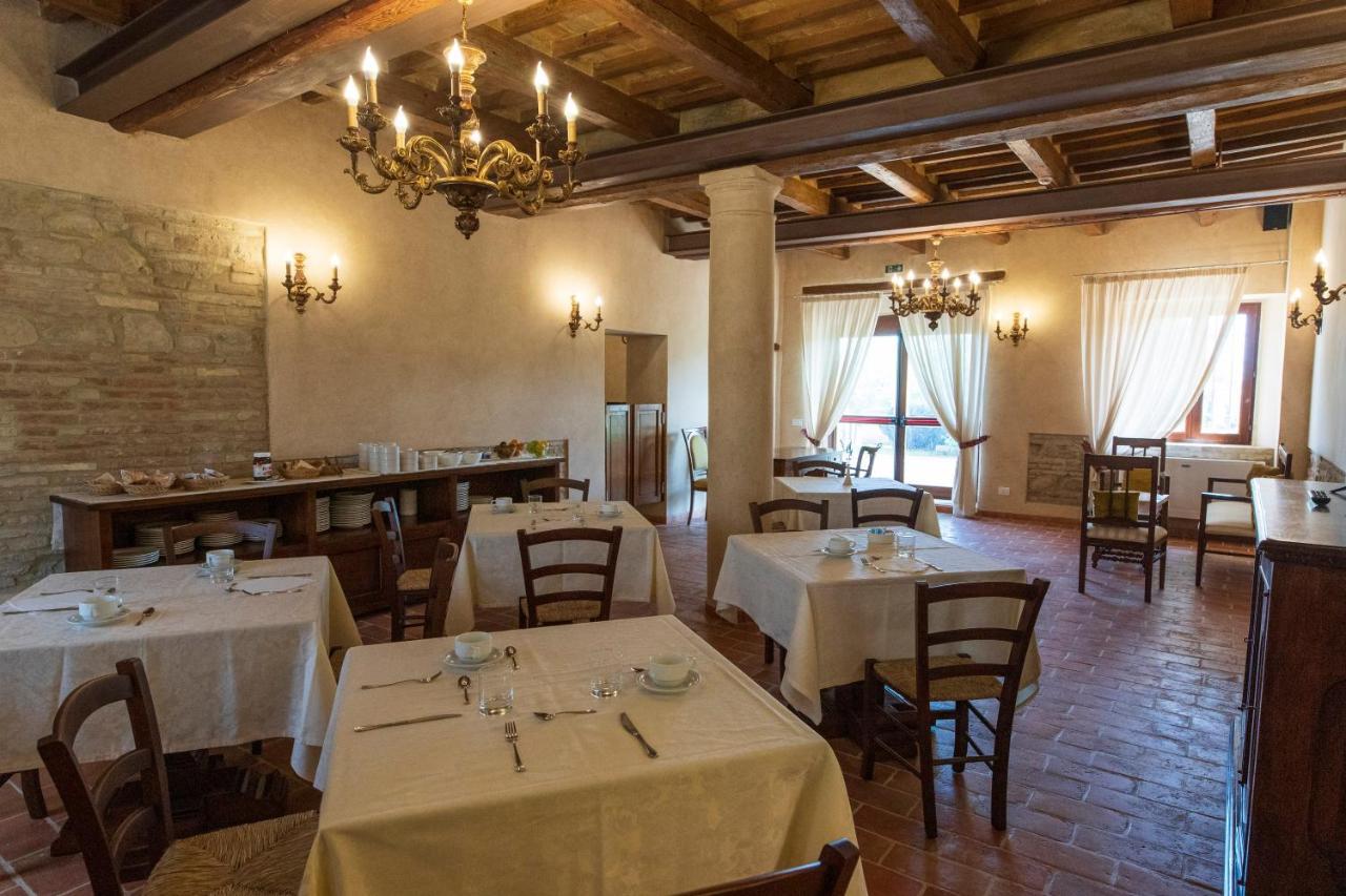 Locanda Di Montegiove فانو المظهر الخارجي الصورة